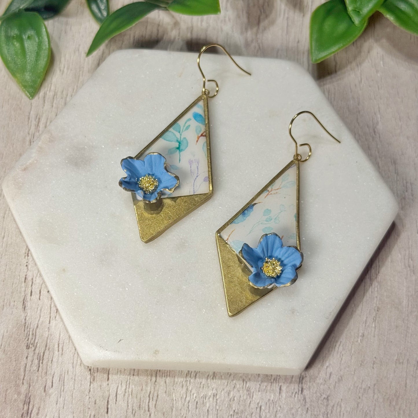 Blue Floral 3d Diamond Dangles