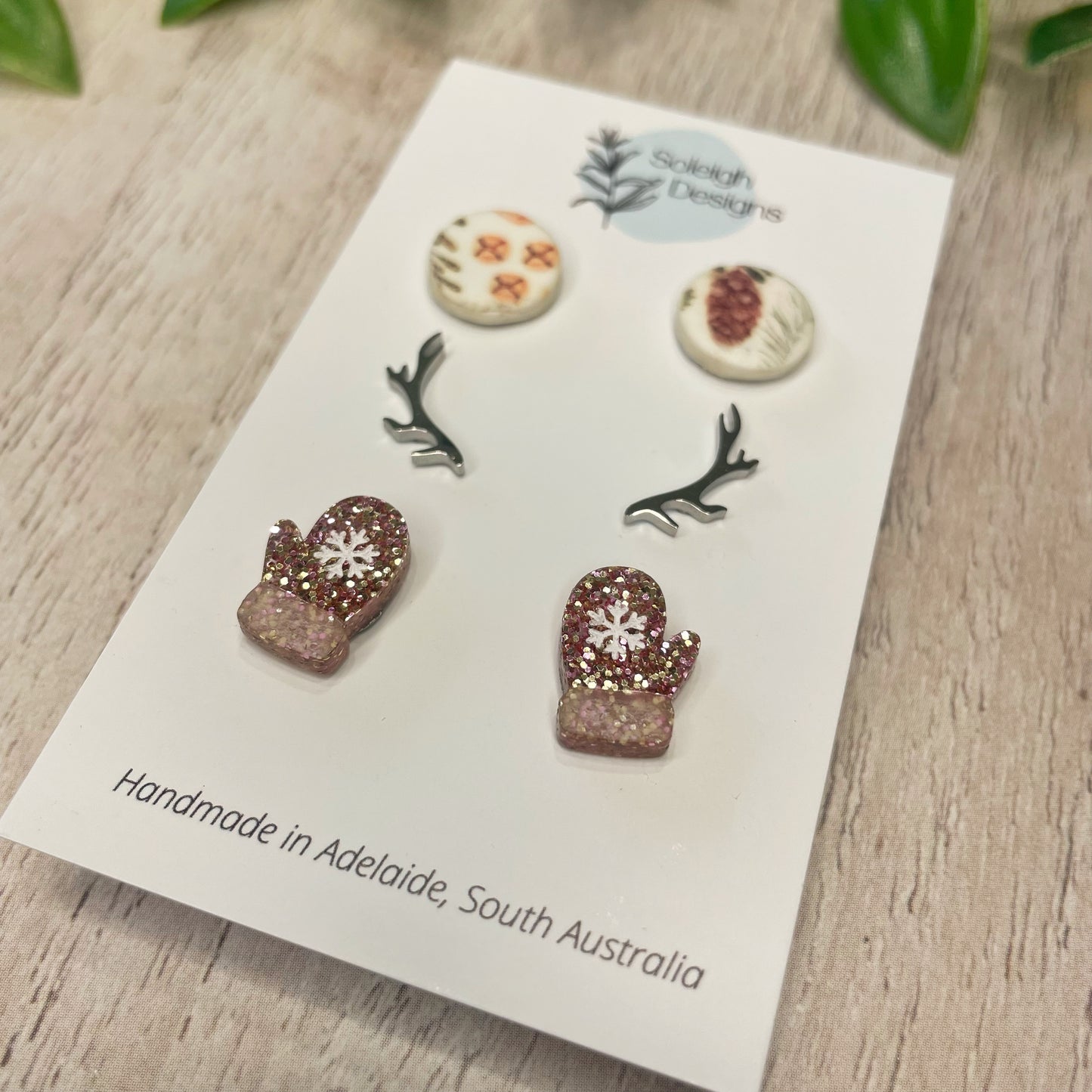 Nature Christmas Stud Trio