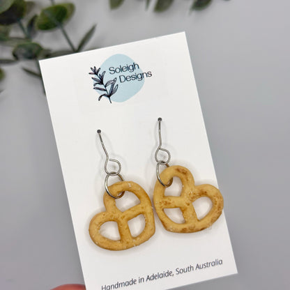Pretzel Dangles