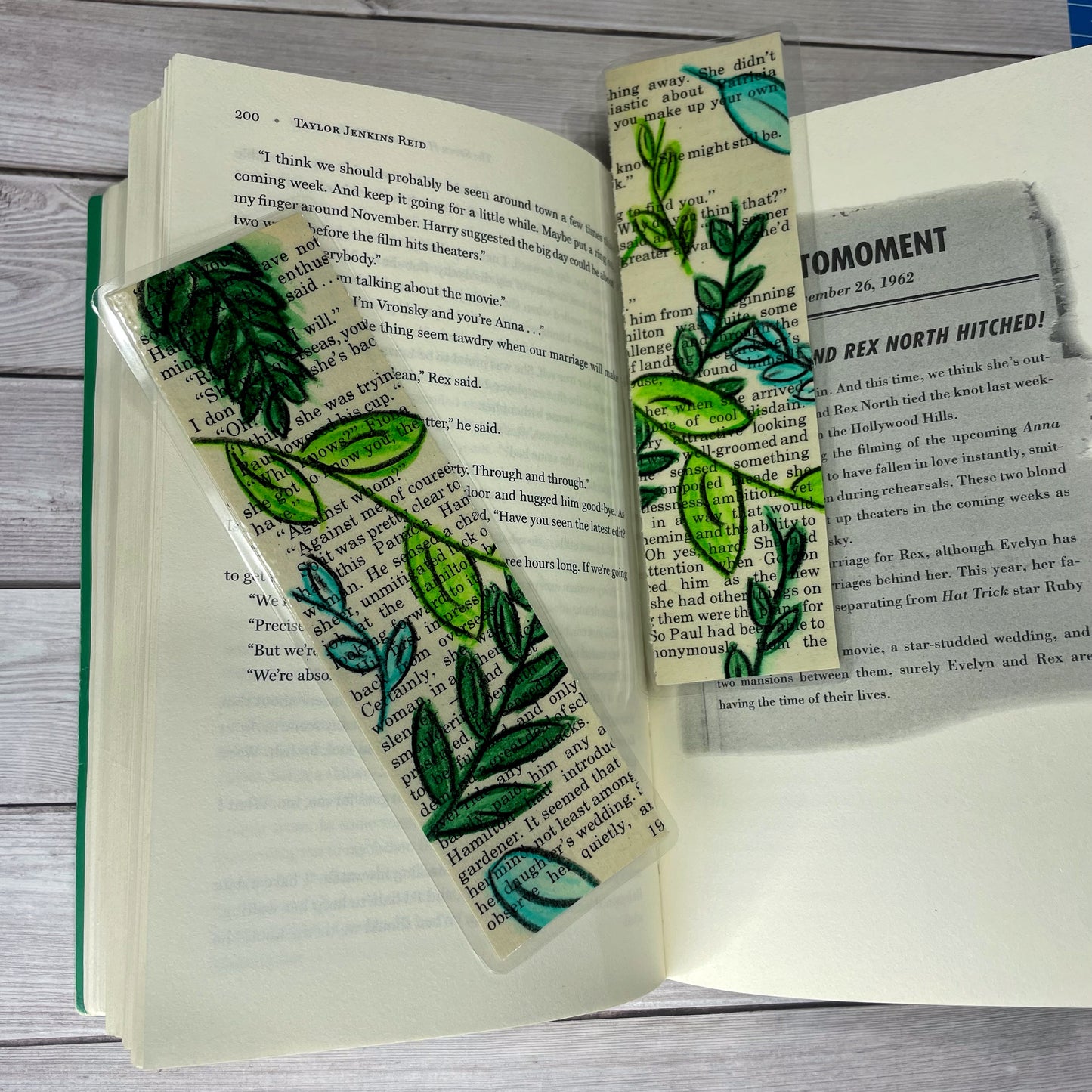 Drawn Leaves Bookmark