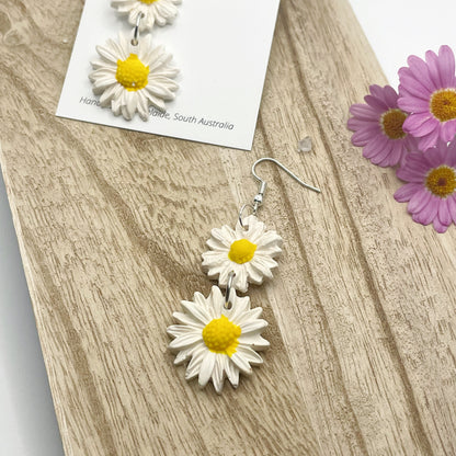 Daisy Chain Dangles