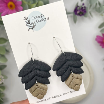 Black Top Leaf Dangles